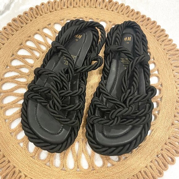H&M Black Robe Twisted Flat Open Toe Sandals Size EU 36/ US 5 - Picture 2 of 10